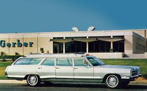 Pontiac Catalina 9-Passenger Station Wagon by Armbruster-Stageway